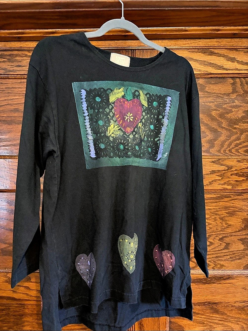 Blue Fish Appliqué Long Sleeve Tunic in Black Large